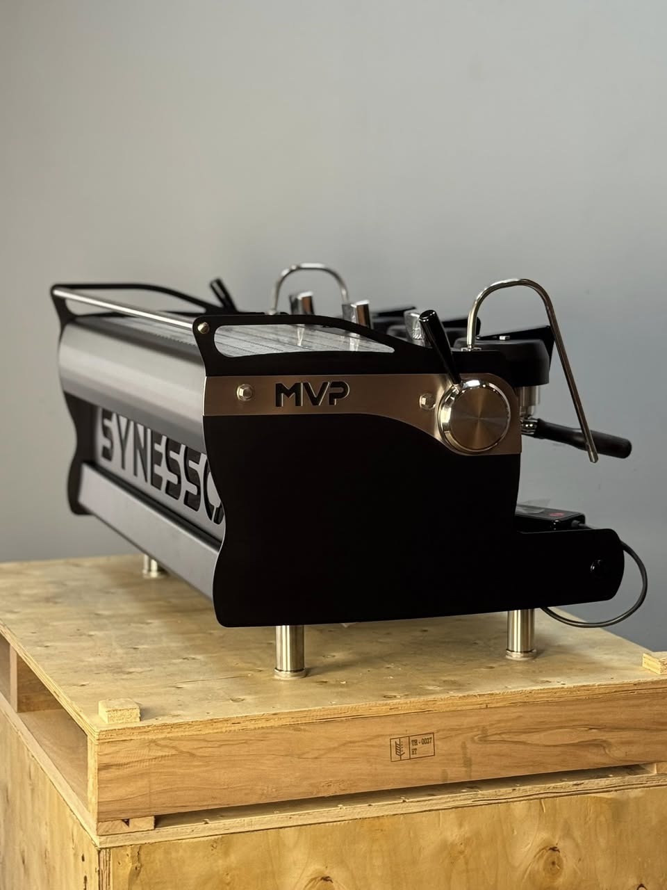 Refurbished Synesso MVP 3 group + Synesso Line boost pump
