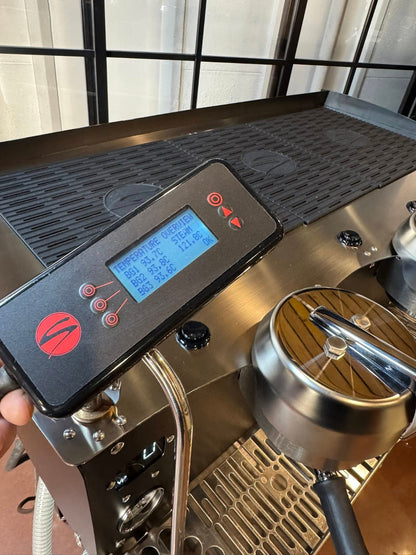 Refurbished Synesso S300 - Year 2019 + Synesso line boost pump