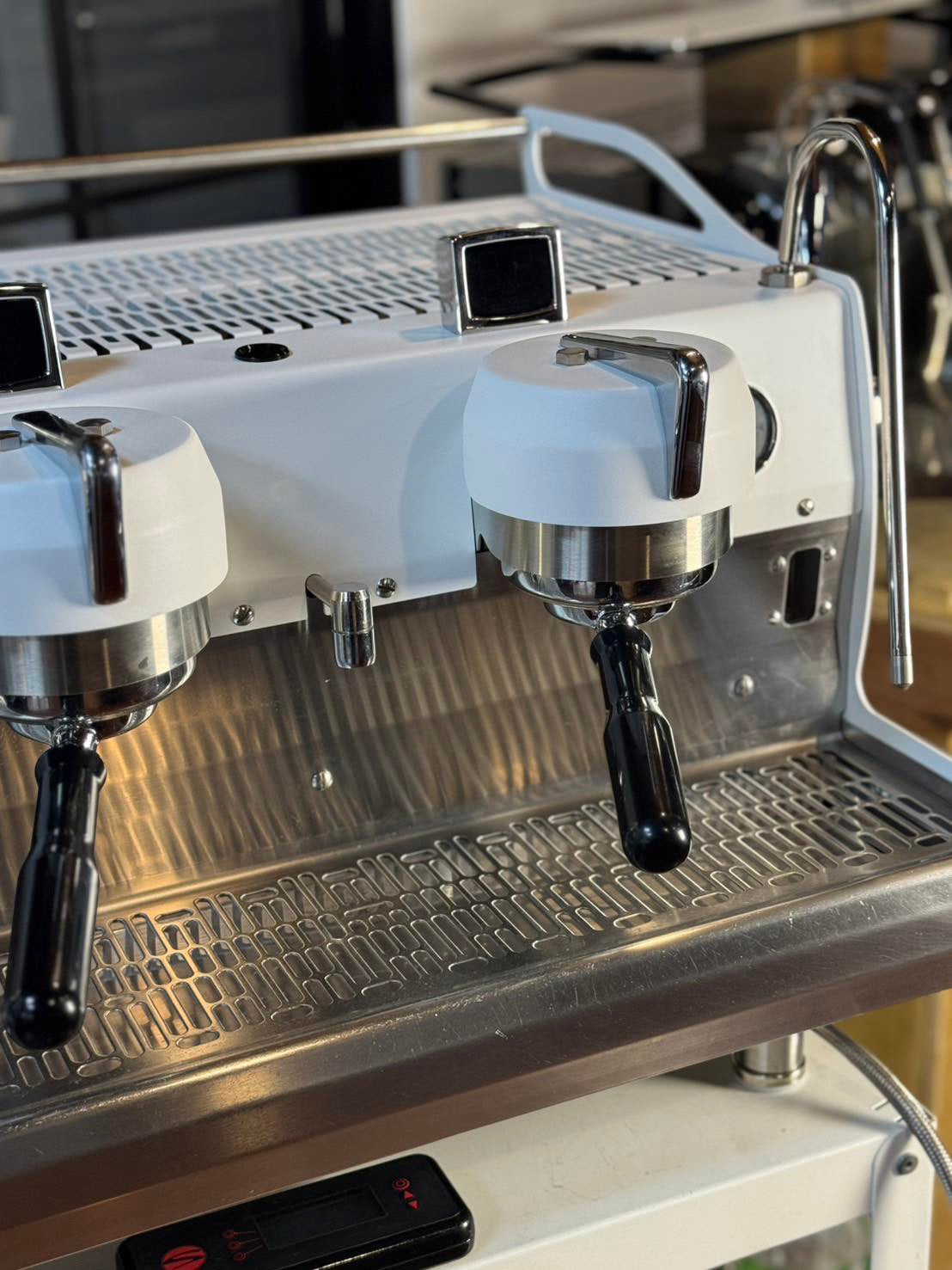 Refurbished Synesso 3 GRP Cyncra Gen 2(2011 Y) +Grundfos Scala2 Water pump
