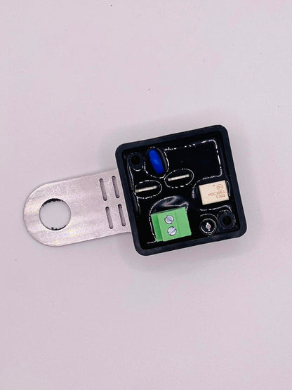 Synesso 2.3607 Solenoid Switch with Removable Terminal Connect