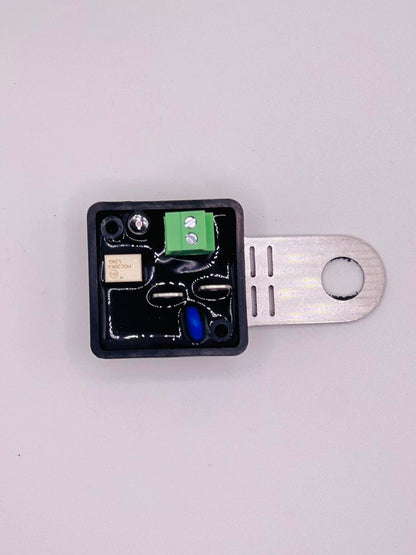 Synesso 2.3607 Solenoid Switch with Removable Terminal Connect