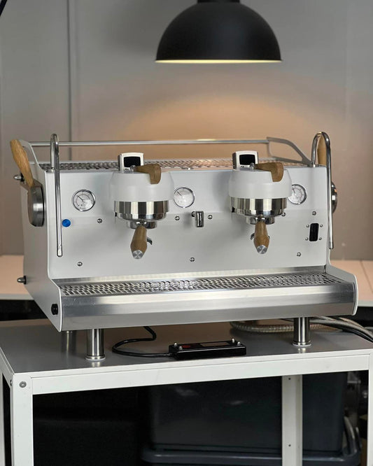 Synesso Cyncra Hydra 2 Group Gen 2 with OEM Slayer needle valve Refurbished