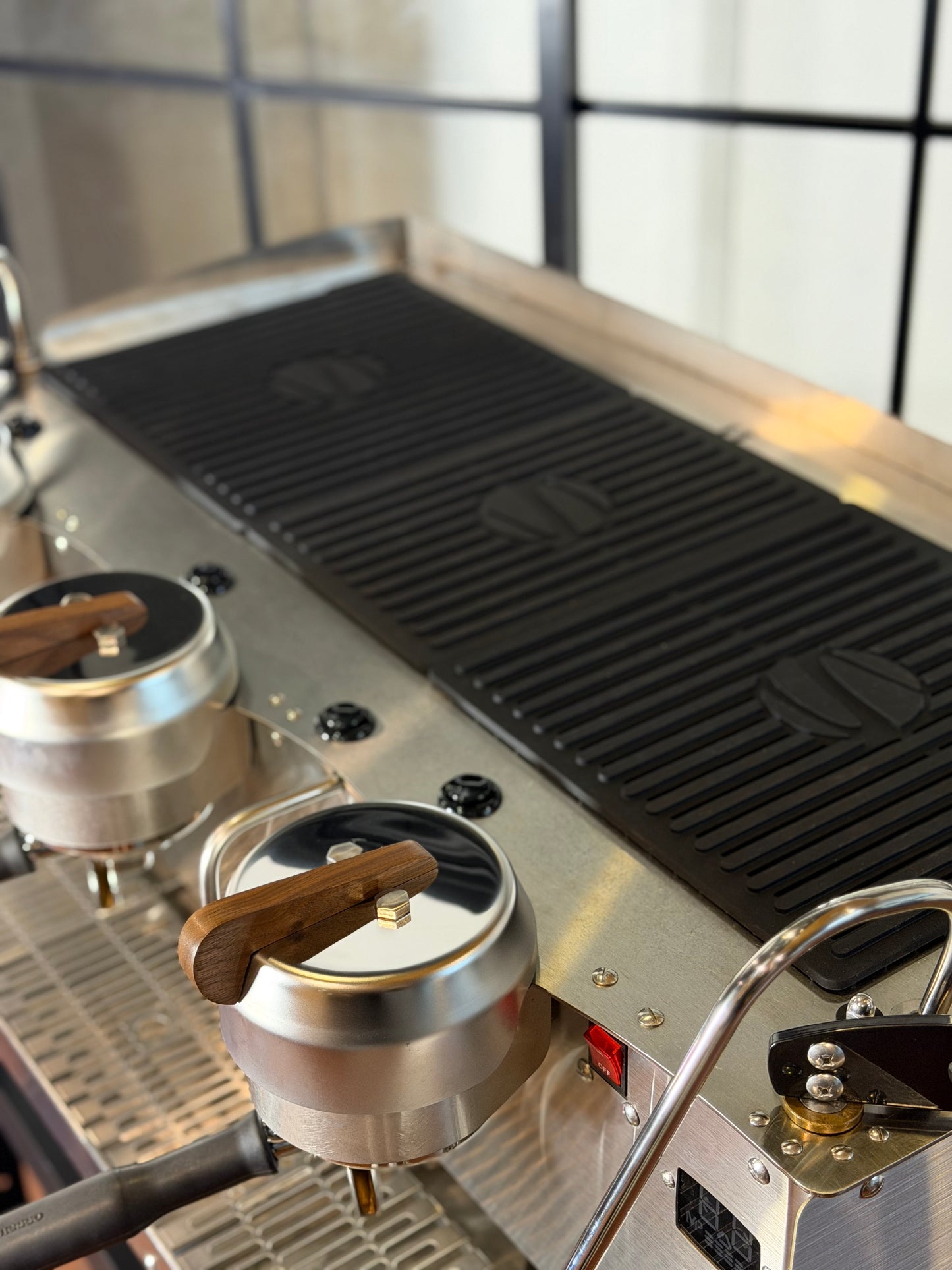 Refurbished Synesso S300 - Custom Stainless Steel Body