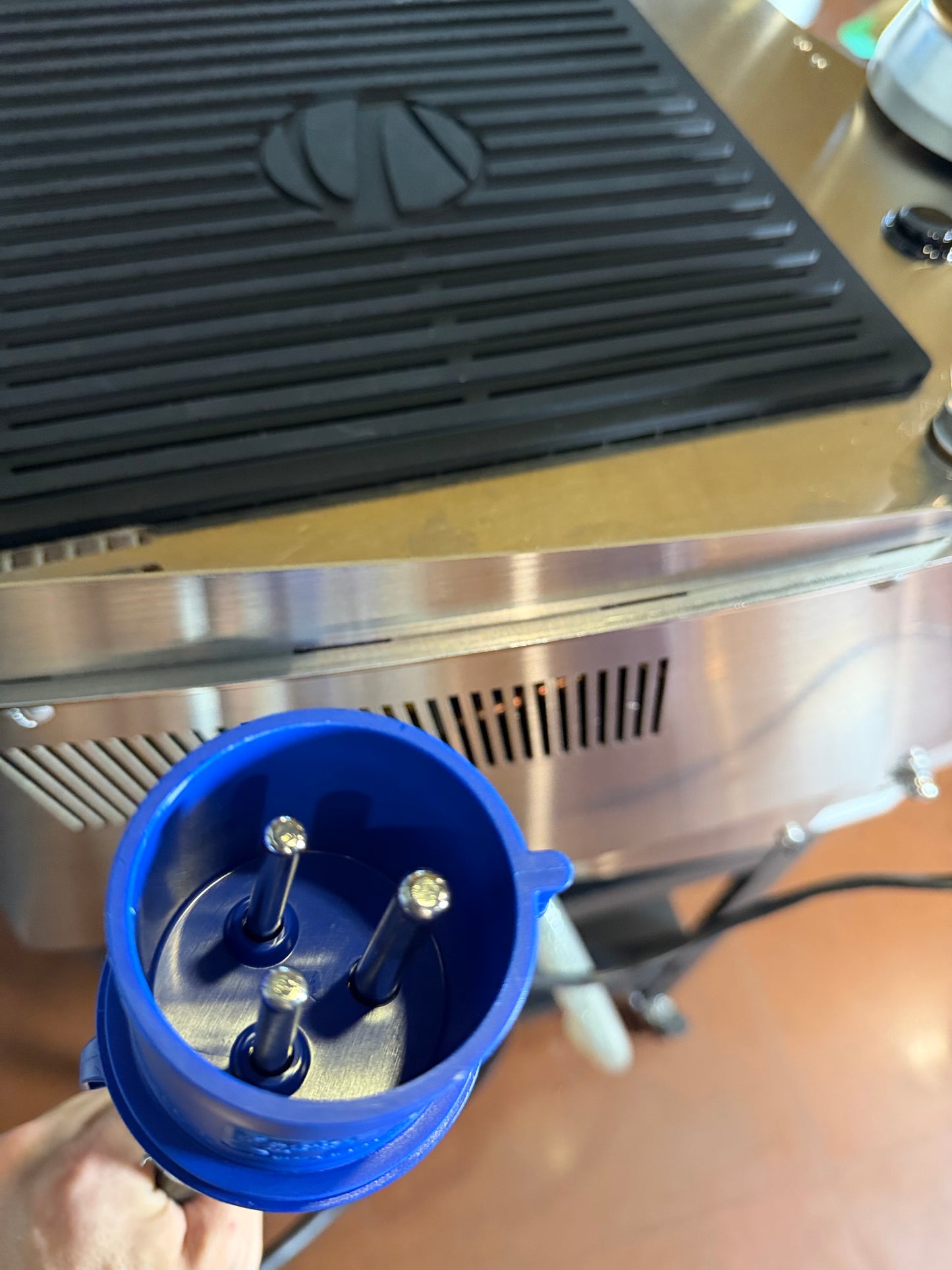Refurbished Synesso S300 - Custom Stainless Steel Body